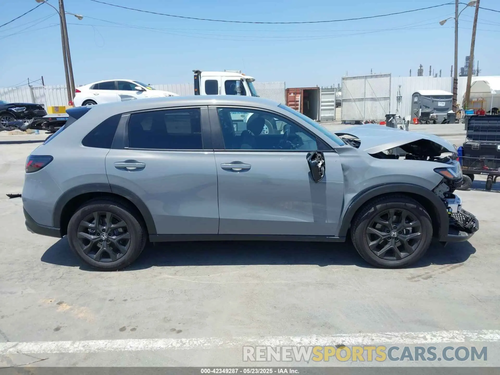 14 Photograph of a damaged car 3CZRZ1H57RM751636 HONDA HR-V 2024