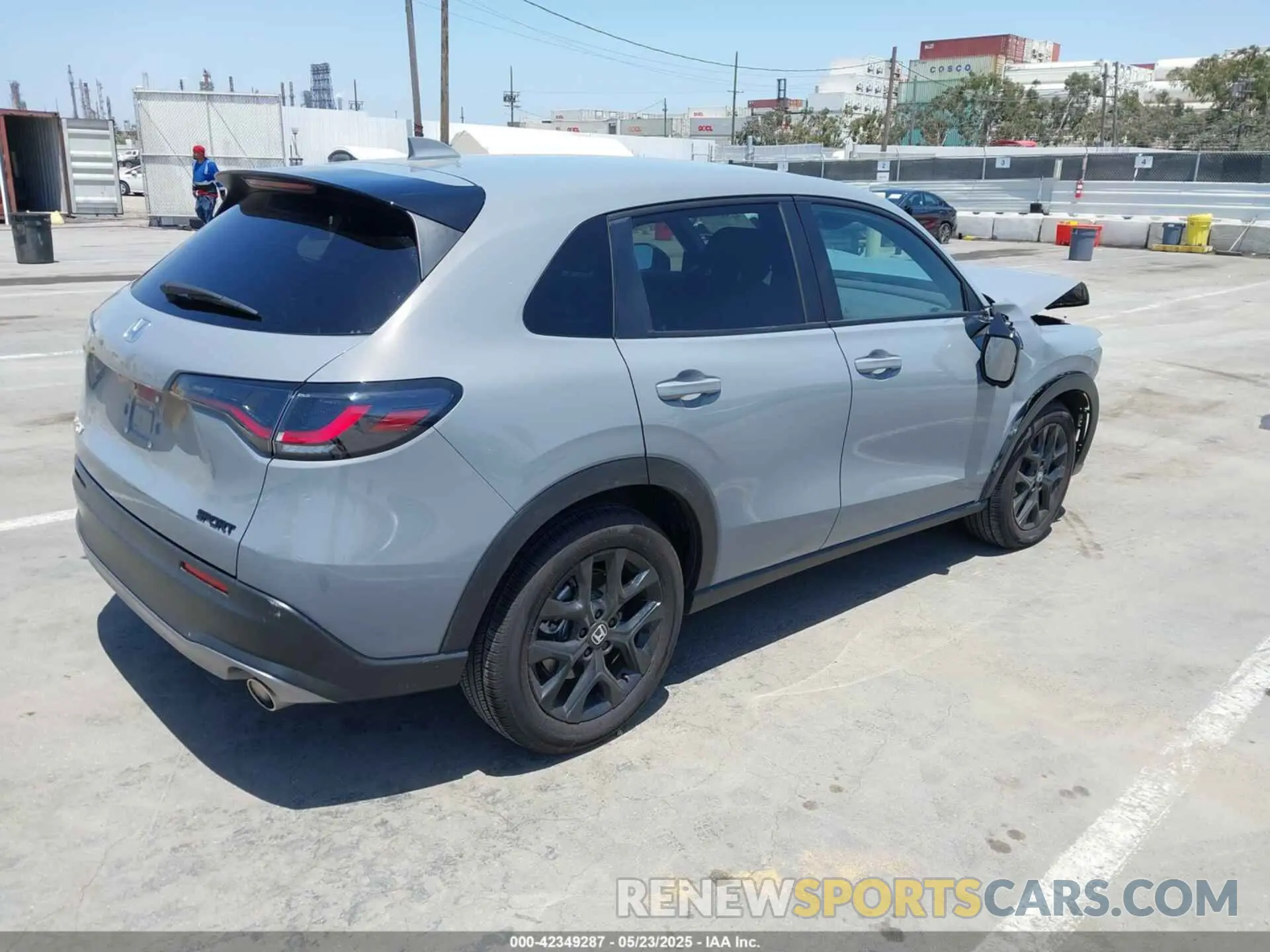 4 Photograph of a damaged car 3CZRZ1H57RM751636 HONDA HR-V 2024