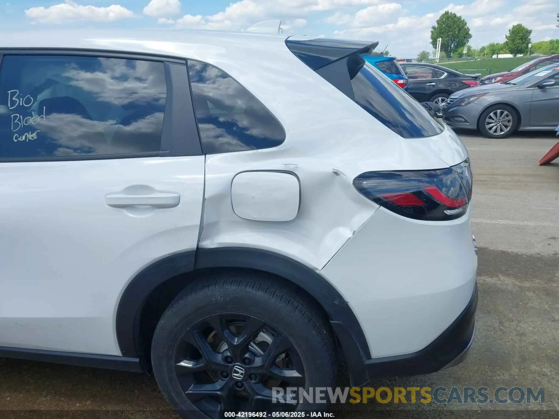 12 Photograph of a damaged car 3CZRZ1H57RM761566 HONDA HR-V 2024