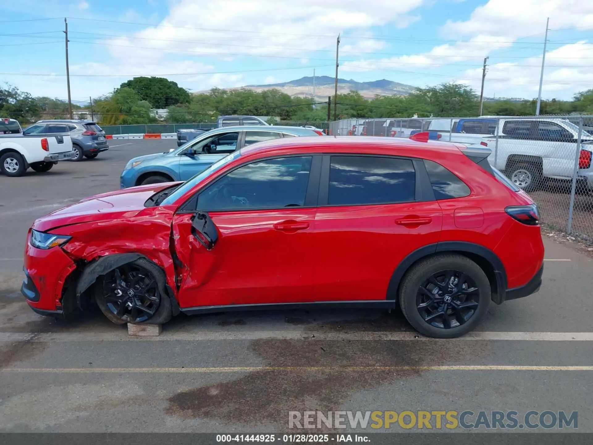 14 Photograph of a damaged car 3CZRZ1H58RM737244 HONDA HR-V 2024