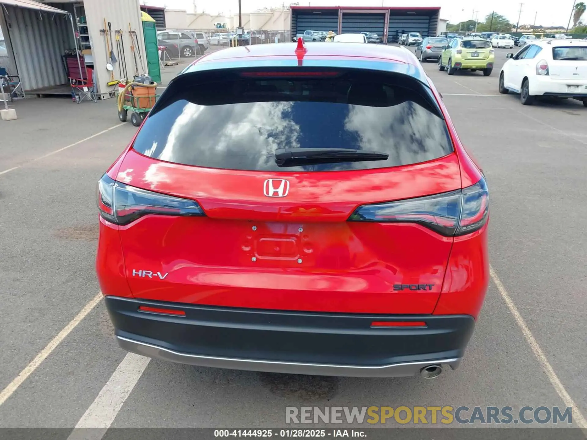 16 Photograph of a damaged car 3CZRZ1H58RM737244 HONDA HR-V 2024