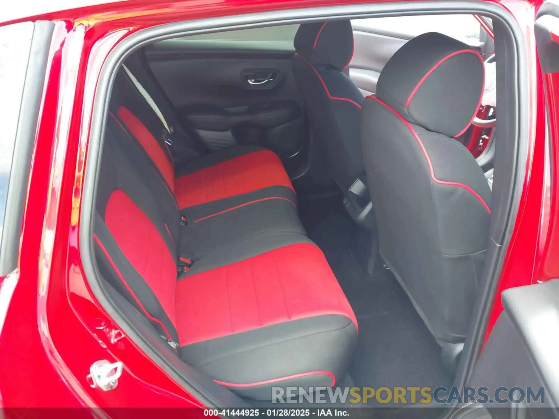 8 Photograph of a damaged car 3CZRZ1H58RM737244 HONDA HR-V 2024