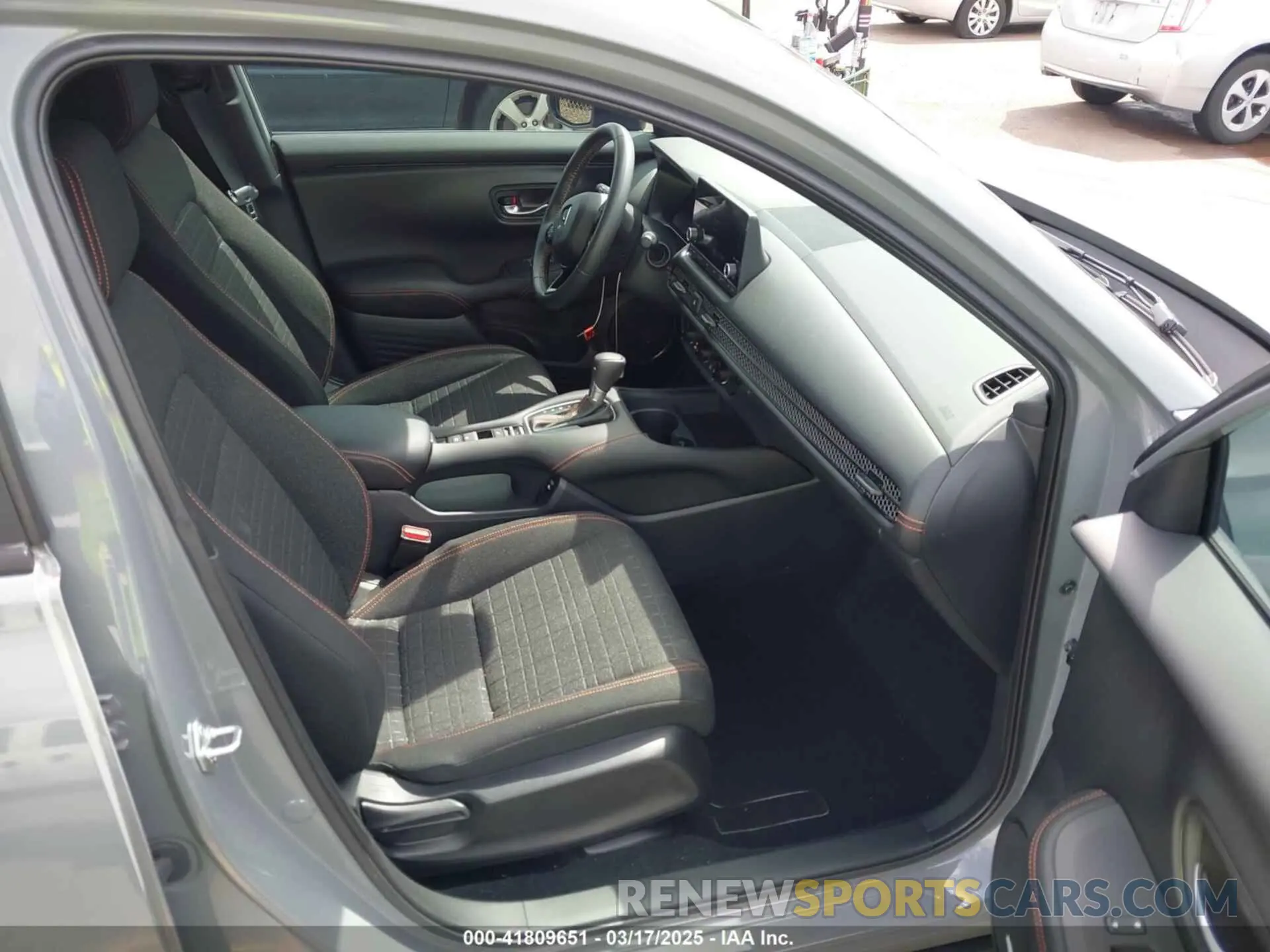 5 Photograph of a damaged car 3CZRZ1H58RM747790 HONDA HR-V 2024
