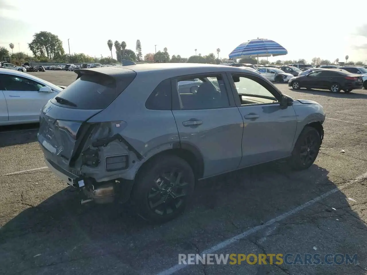 3 Photograph of a damaged car 3CZRZ1H58RM748809 HONDA HR-V 2024