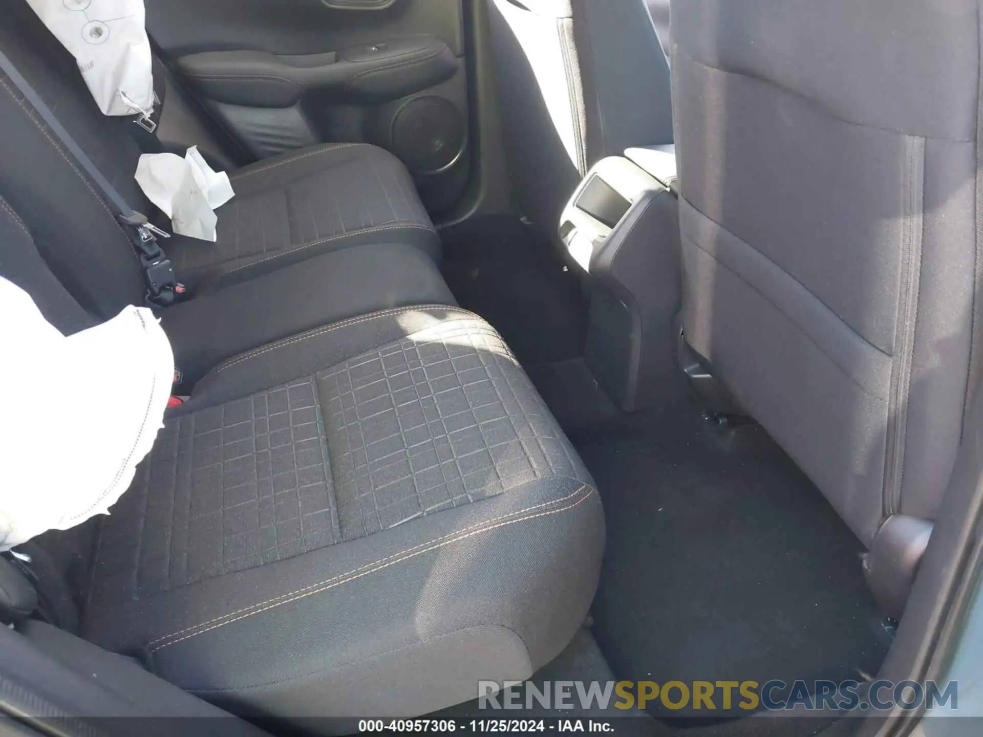 8 Photograph of a damaged car 3CZRZ1H58RM759468 HONDA HR-V 2024