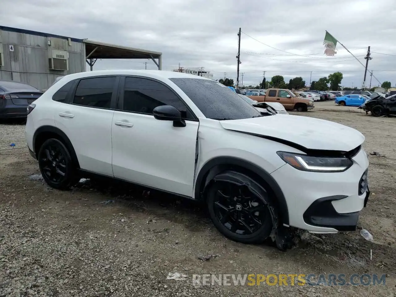 4 Photograph of a damaged car 3CZRZ1H59RM723661 HONDA HR-V 2024