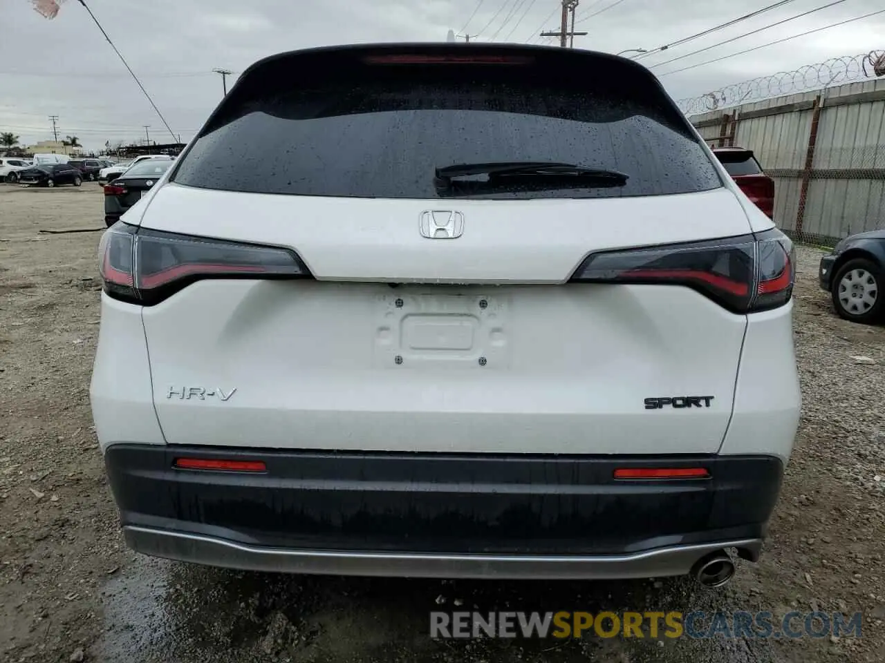 6 Photograph of a damaged car 3CZRZ1H59RM723661 HONDA HR-V 2024