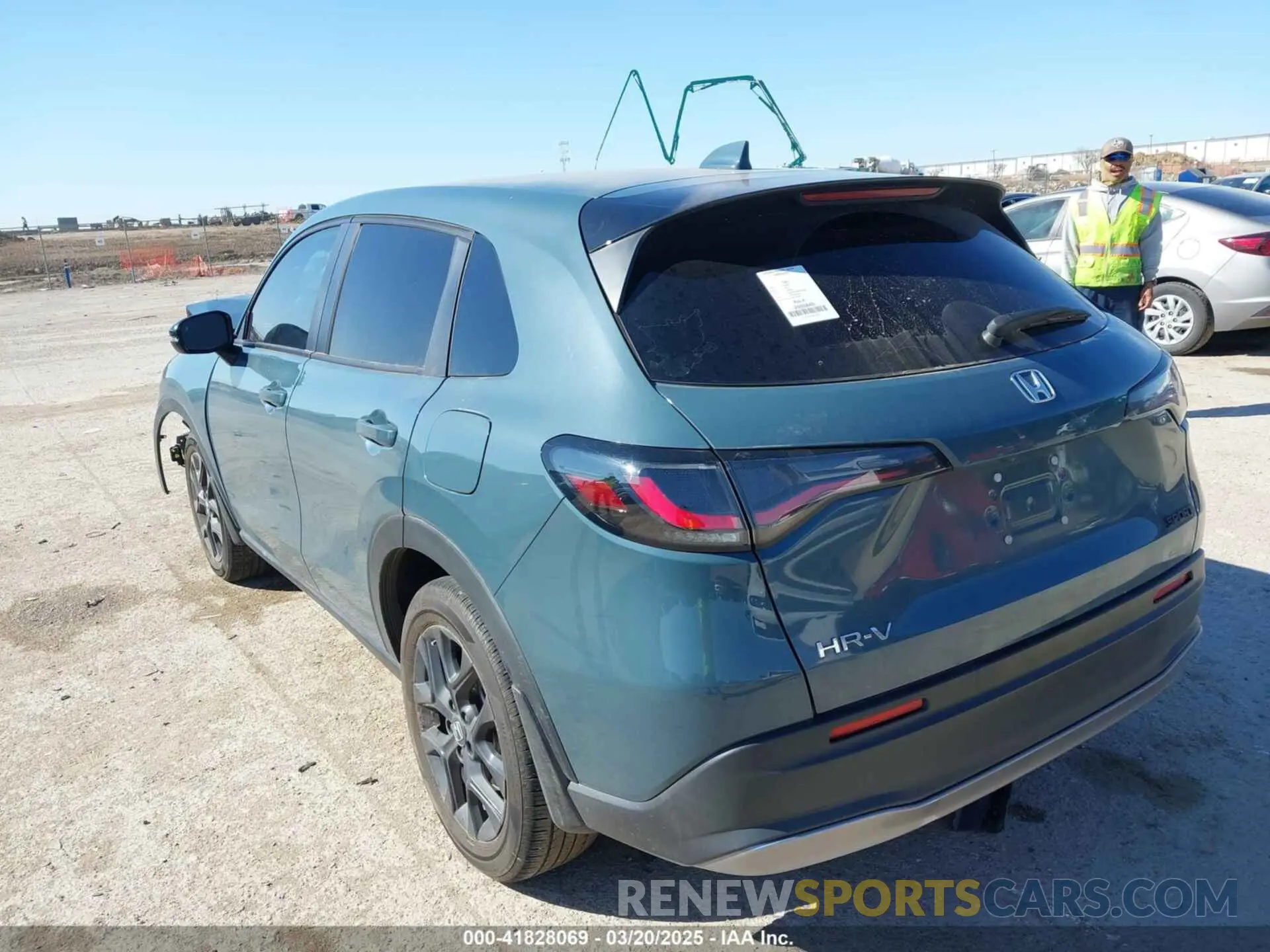 3 Photograph of a damaged car 3CZRZ1H59RM724664 HONDA HR-V 2024
