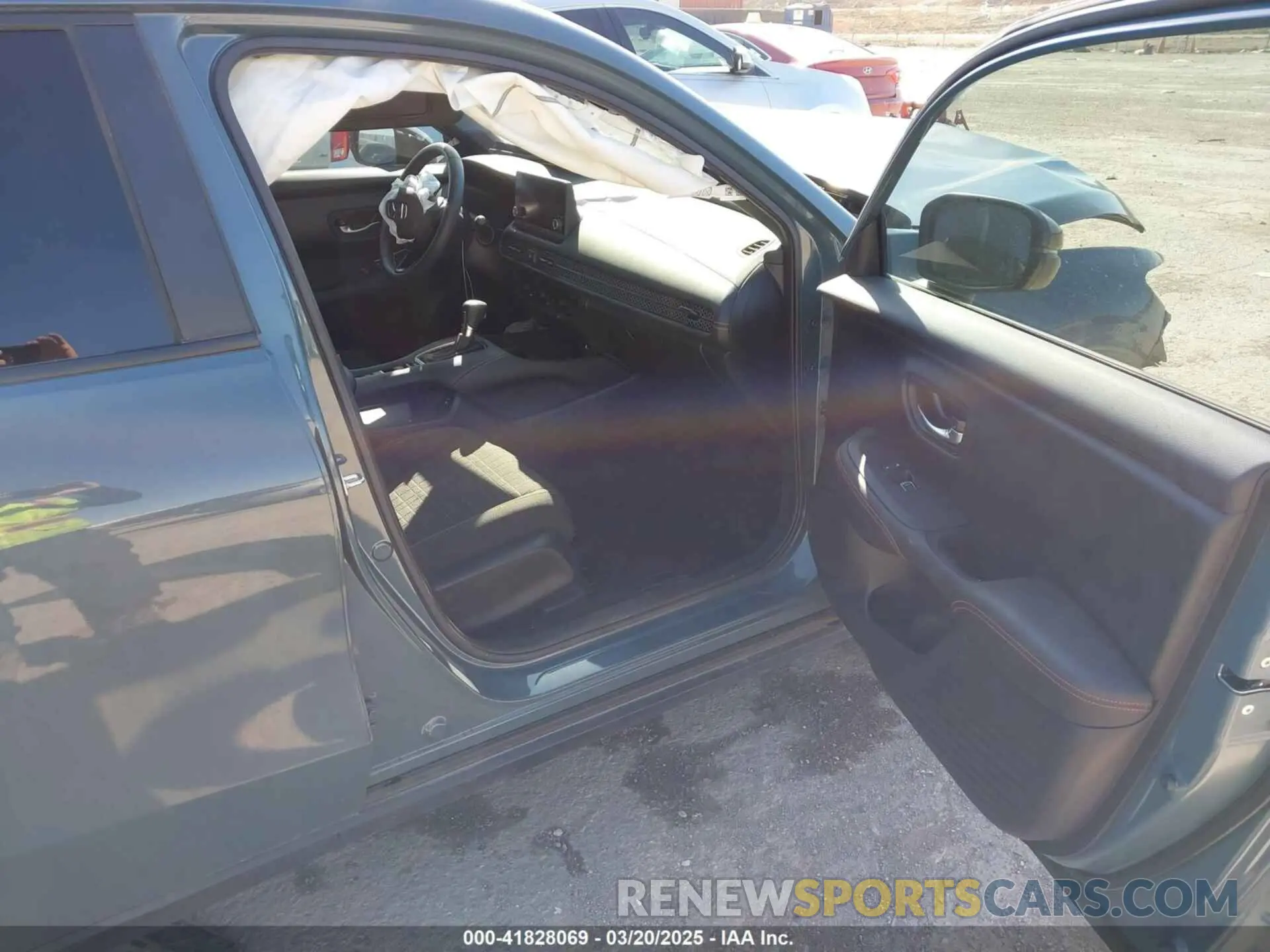5 Photograph of a damaged car 3CZRZ1H59RM724664 HONDA HR-V 2024