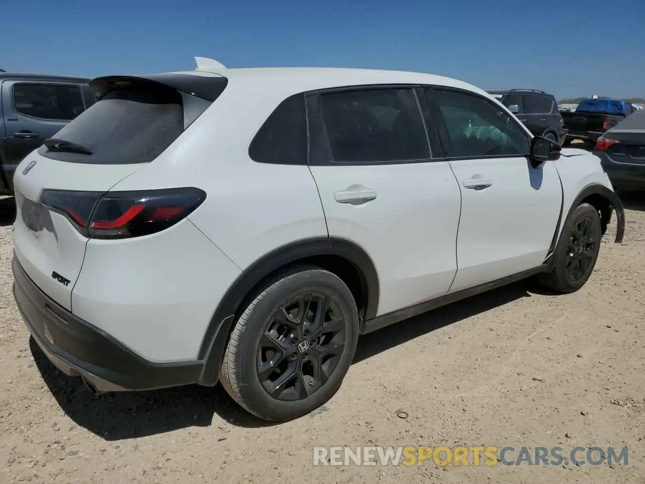 3 Photograph of a damaged car 3CZRZ1H59RM735518 HONDA HR-V 2024