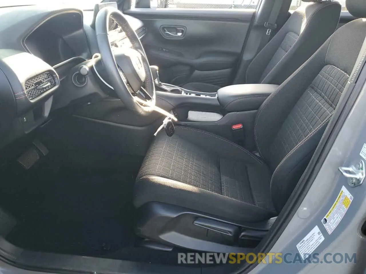 7 Photograph of a damaged car 3CZRZ1H59RM751315 HONDA HR-V 2024