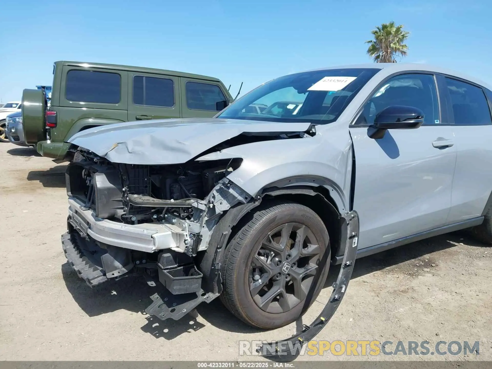 6 Photograph of a damaged car 3CZRZ1H5XRM732045 HONDA HR-V 2024