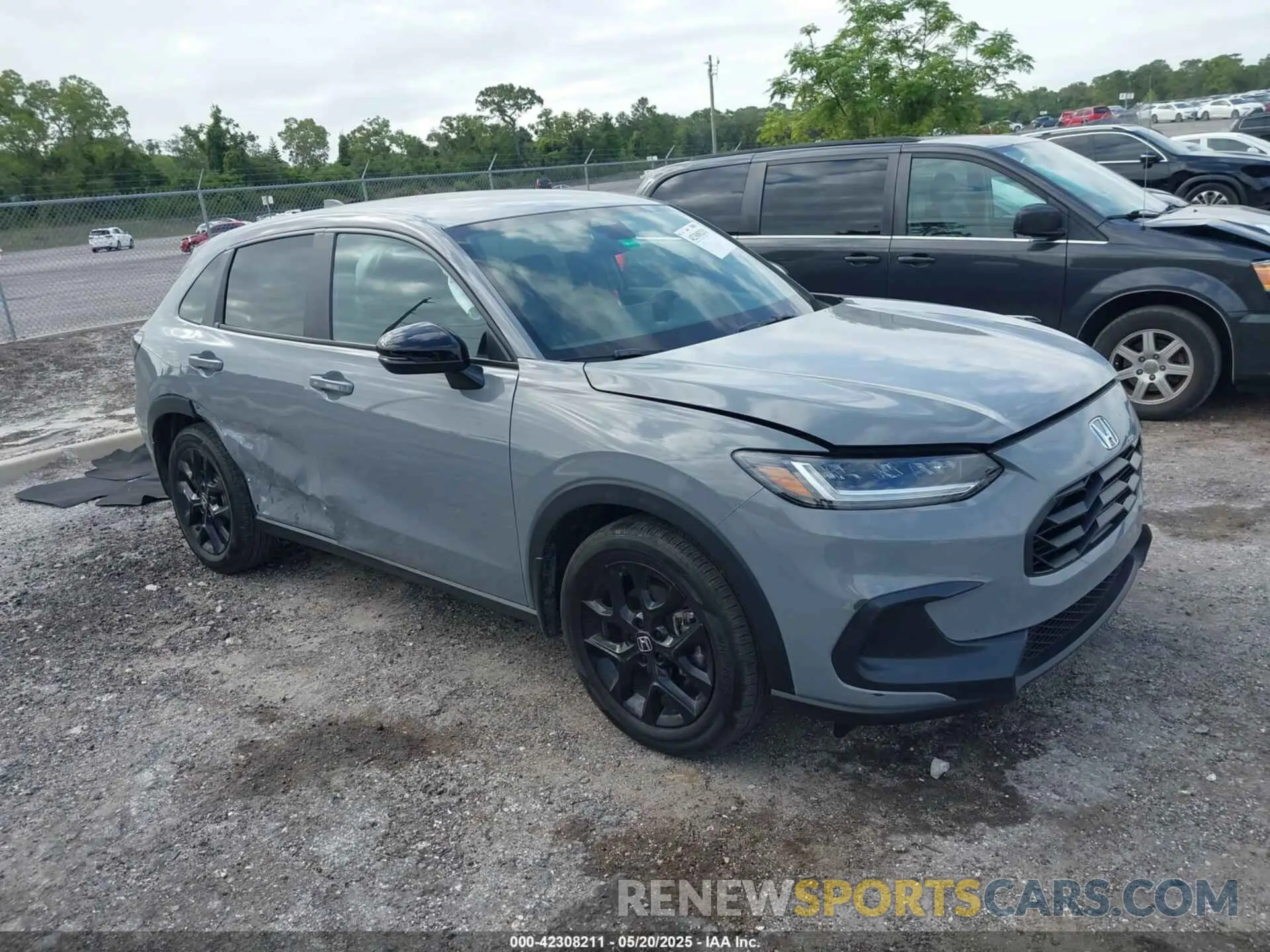 1 Photograph of a damaged car 3CZRZ1H5XRM749430 HONDA HR-V 2024