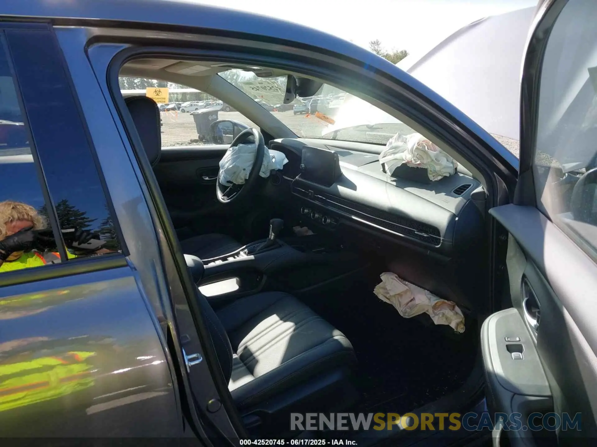 5 Photograph of a damaged car 3CZRZ1H70RM738969 HONDA HR-V 2024