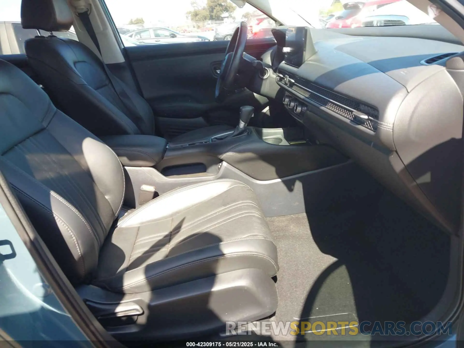 5 Photograph of a damaged car 3CZRZ1H70RM750166 HONDA HR-V 2024
