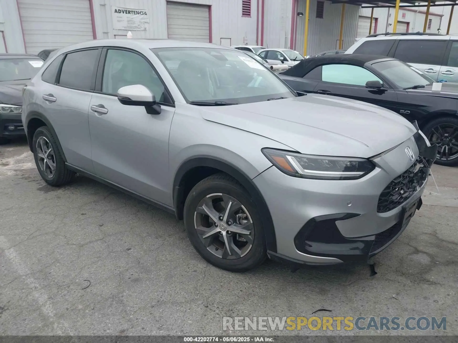 1 Photograph of a damaged car 3CZRZ1H71RM758910 HONDA HR-V 2024