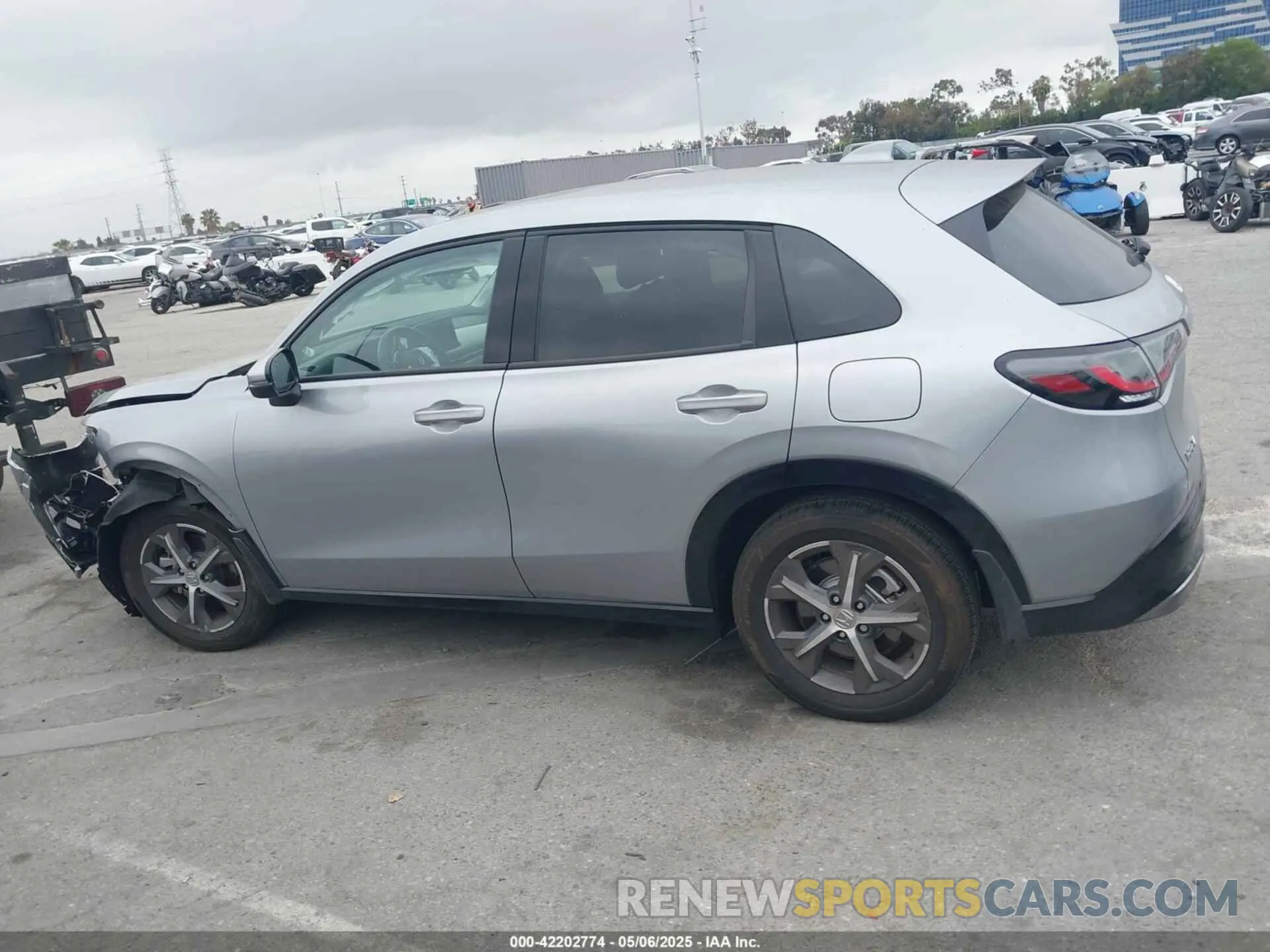15 Photograph of a damaged car 3CZRZ1H71RM758910 HONDA HR-V 2024