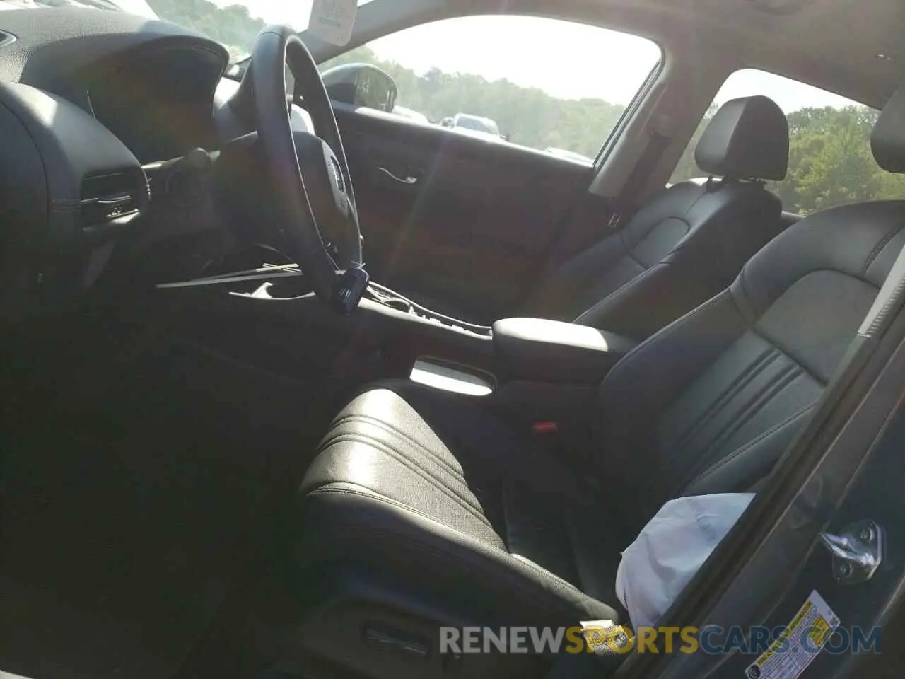 7 Photograph of a damaged car 3CZRZ1H72RM757412 HONDA HR-V 2024