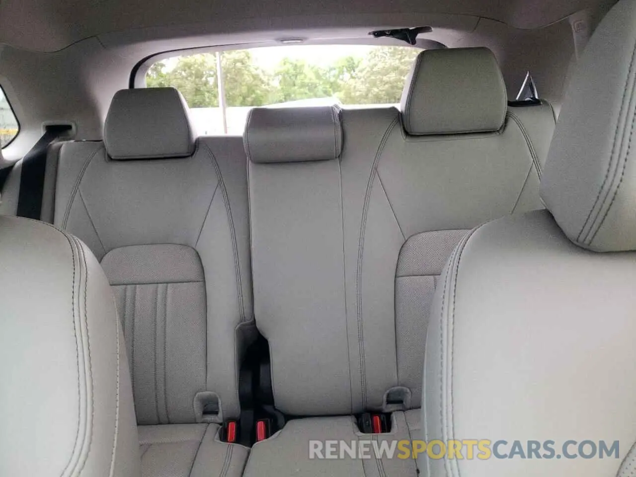 10 Photograph of a damaged car 3CZRZ1H73RM737685 HONDA HR-V 2024