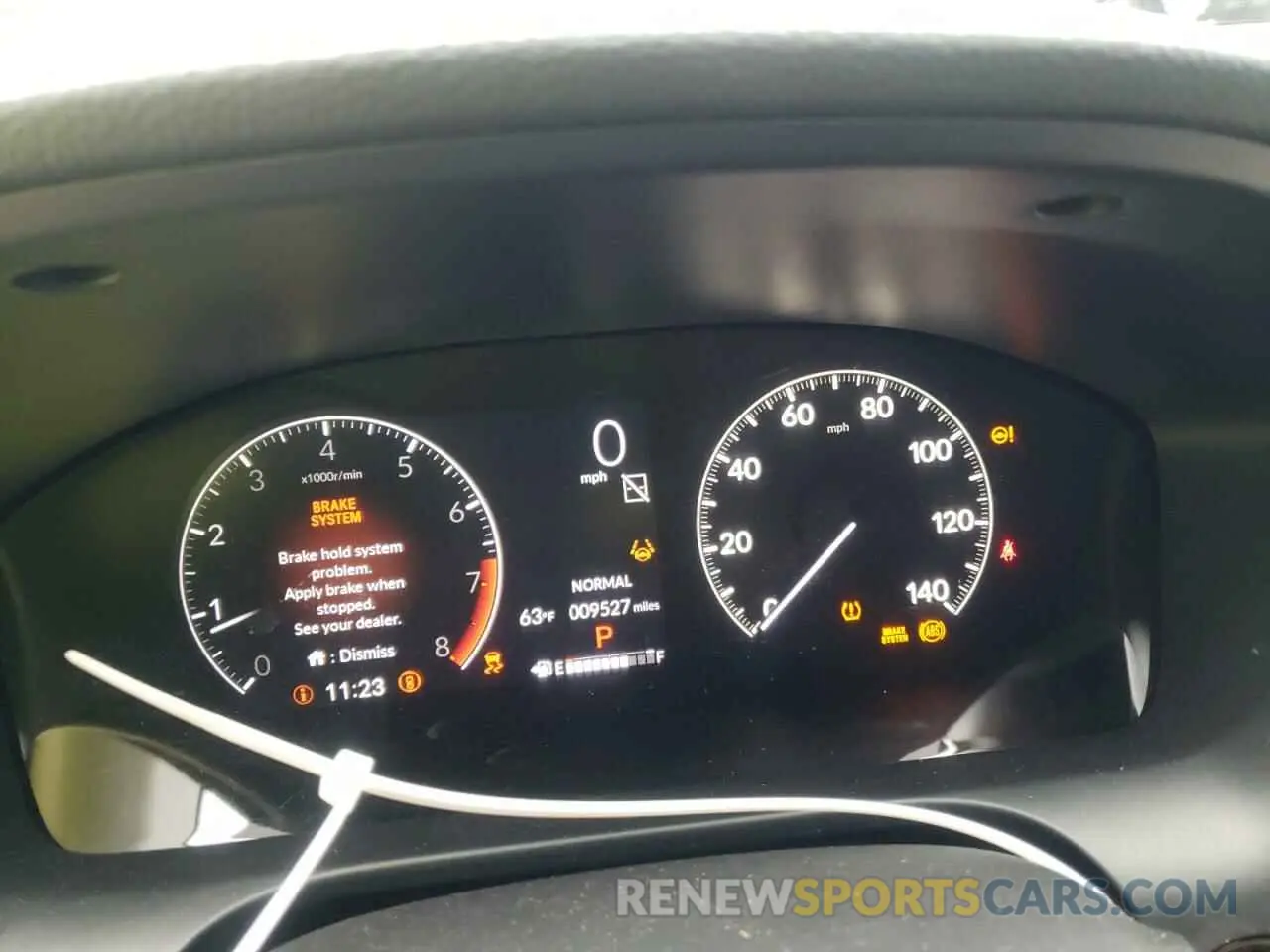 9 Photograph of a damaged car 3CZRZ1H73RM737685 HONDA HR-V 2024