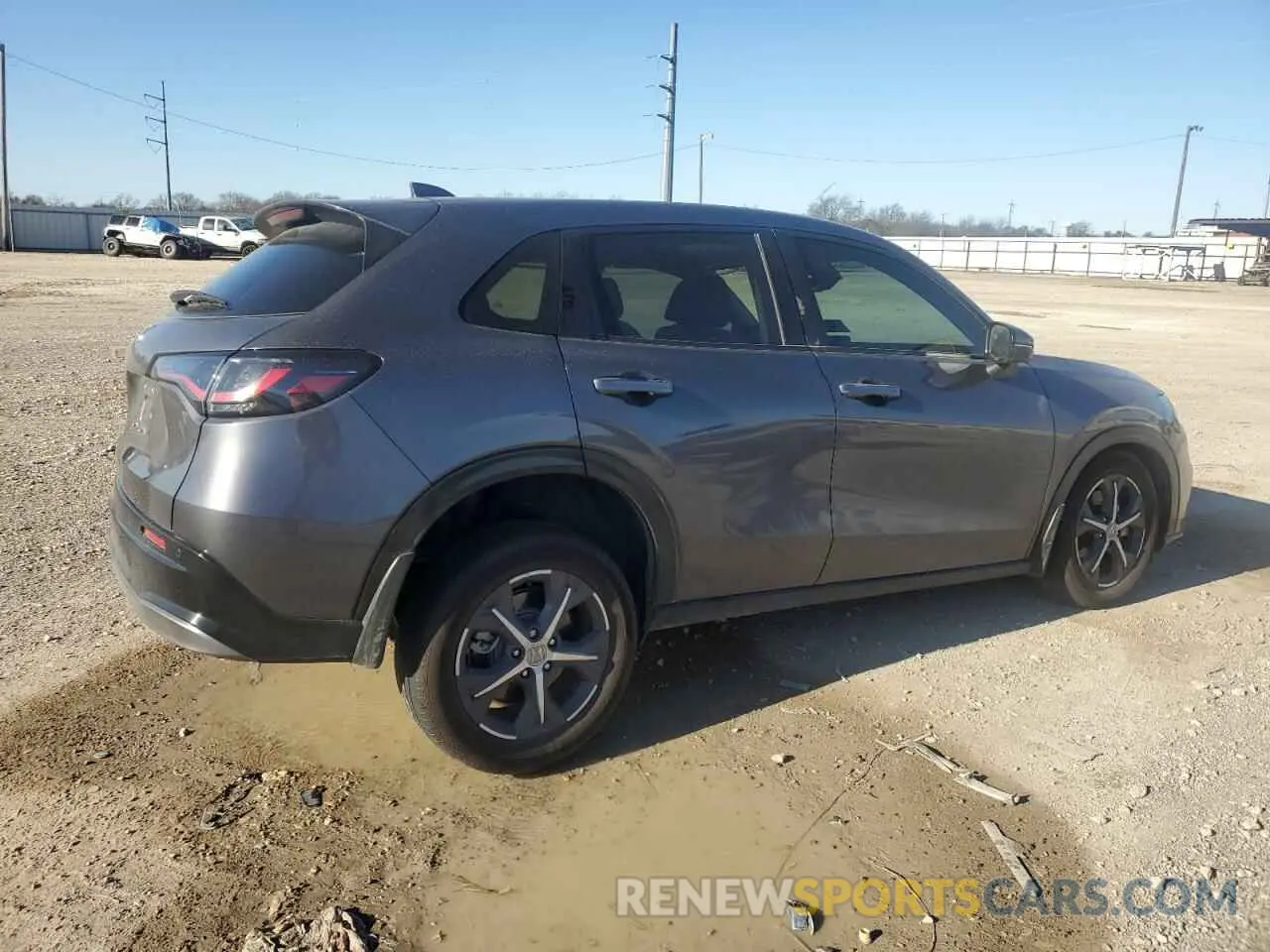 3 Photograph of a damaged car 3CZRZ1H73RM752865 HONDA HR-V 2024