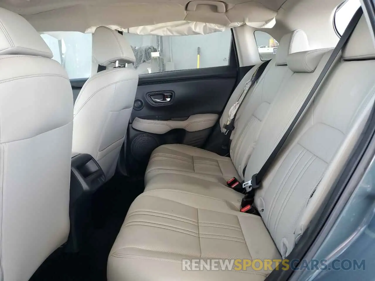 11 Photograph of a damaged car 3CZRZ1H75RM750194 HONDA HR-V 2024