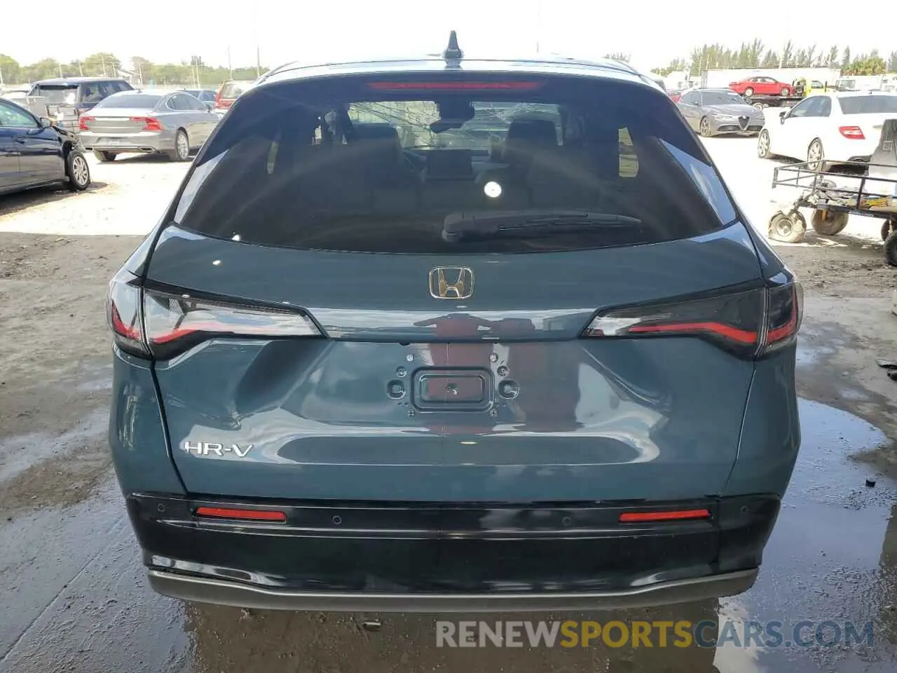 6 Photograph of a damaged car 3CZRZ1H75RM750194 HONDA HR-V 2024
