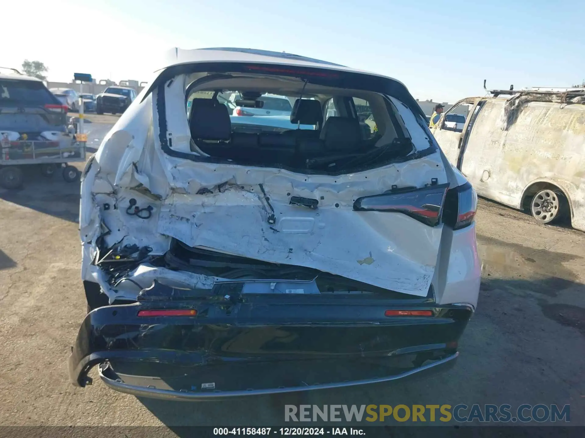 16 Photograph of a damaged car 3CZRZ1H75RM755170 HONDA HR-V 2024