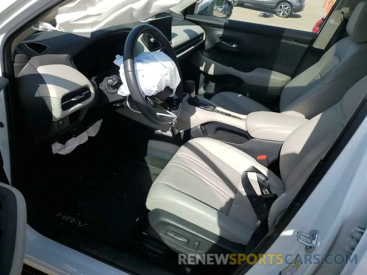 7 Photograph of a damaged car 3CZRZ1H75RM758554 HONDA HR-V 2024