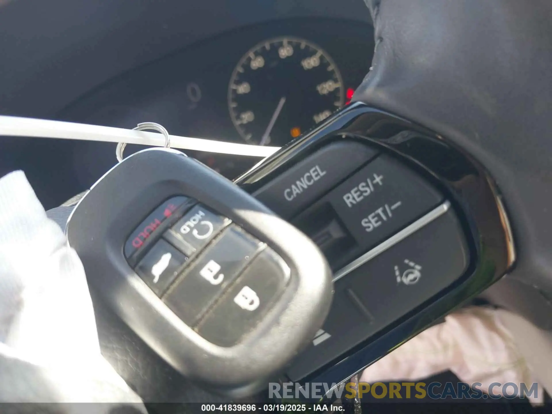 11 Photograph of a damaged car 3CZRZ1H76RM725577 HONDA HR-V 2024
