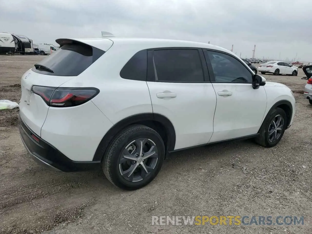 3 Photograph of a damaged car 3CZRZ1H78RM702396 HONDA HR-V 2024