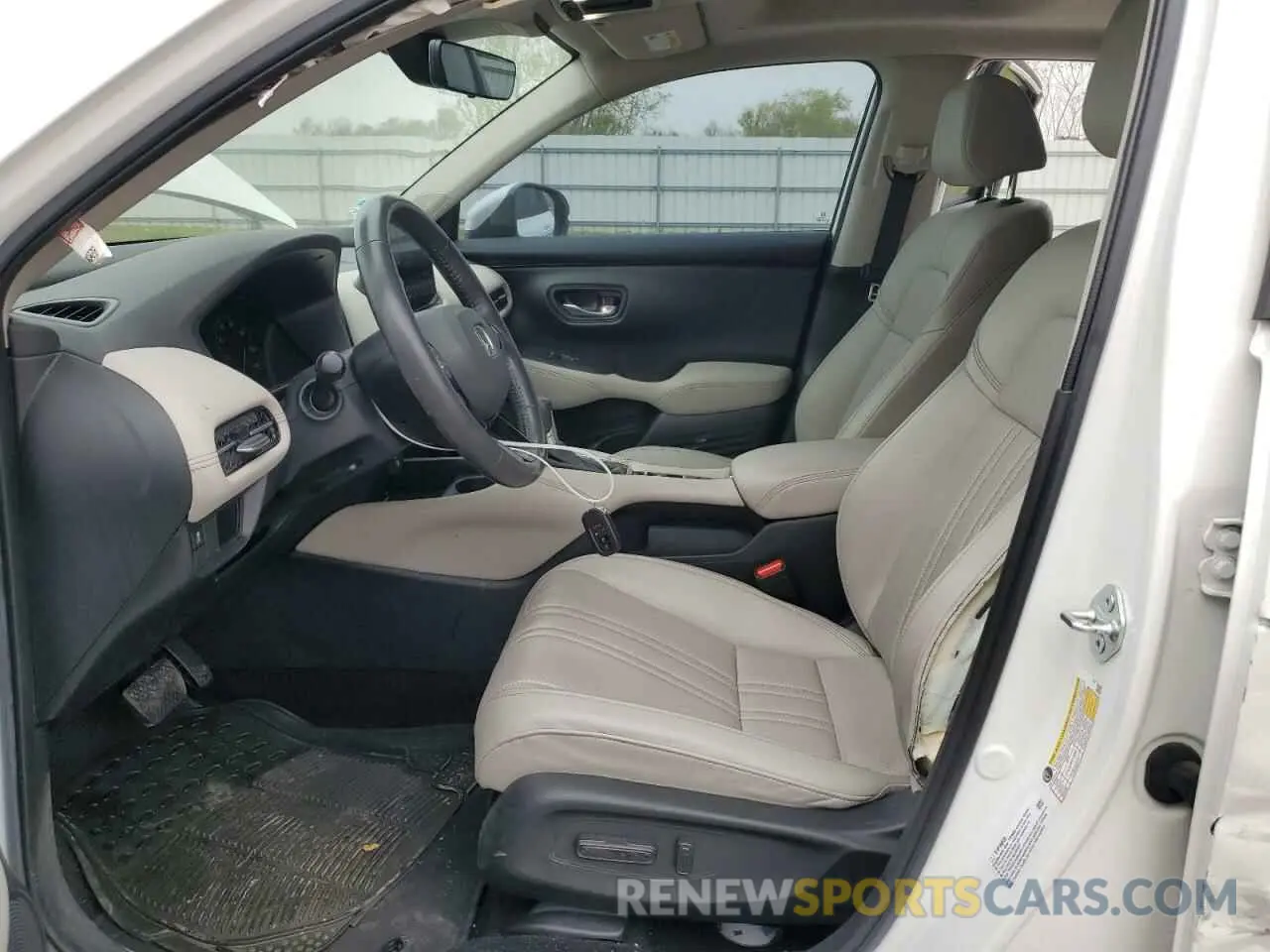 7 Photograph of a damaged car 3CZRZ1H78RM702396 HONDA HR-V 2024