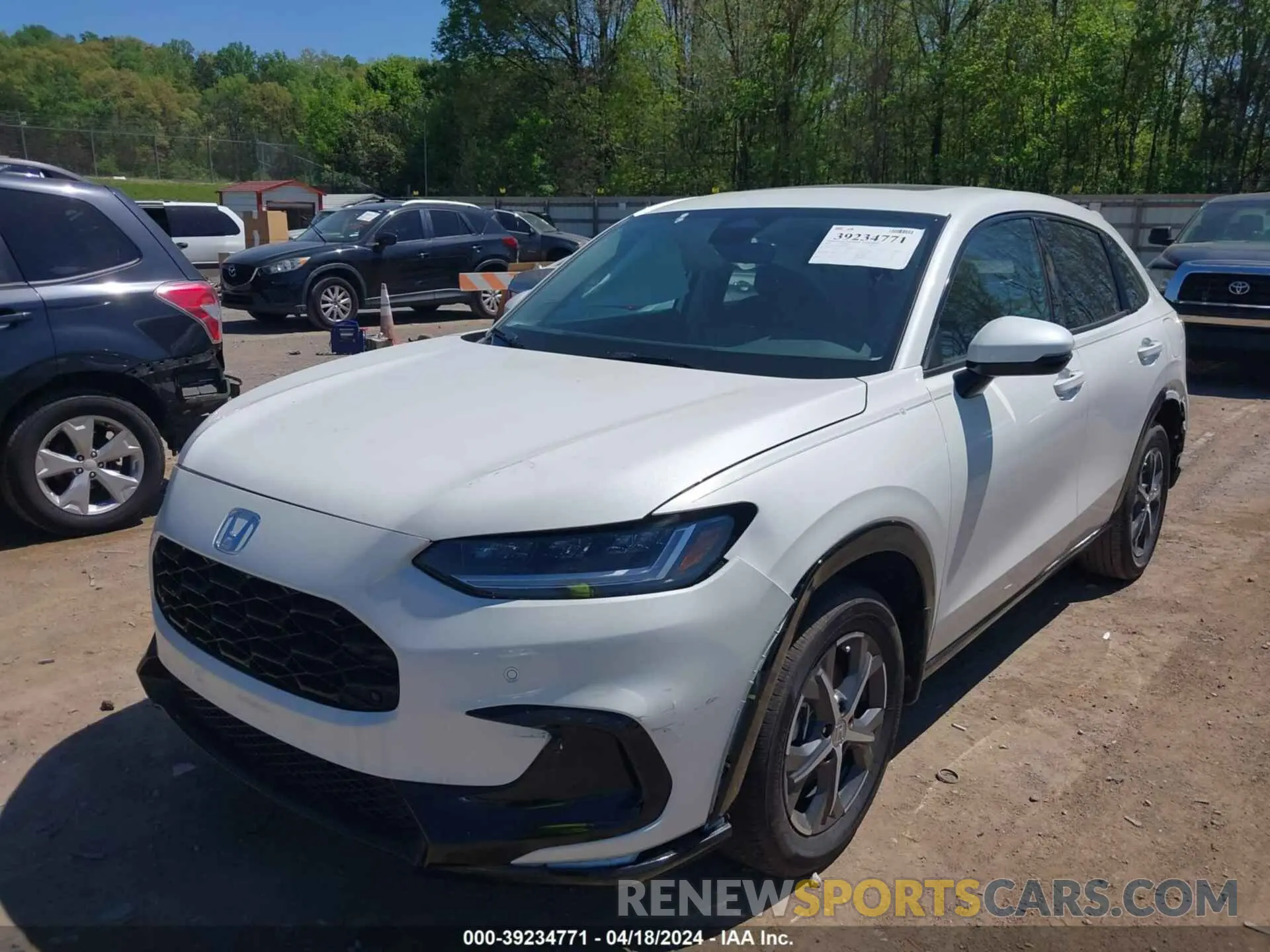 2 Photograph of a damaged car 3CZRZ1H79RM738713 HONDA HR-V 2024