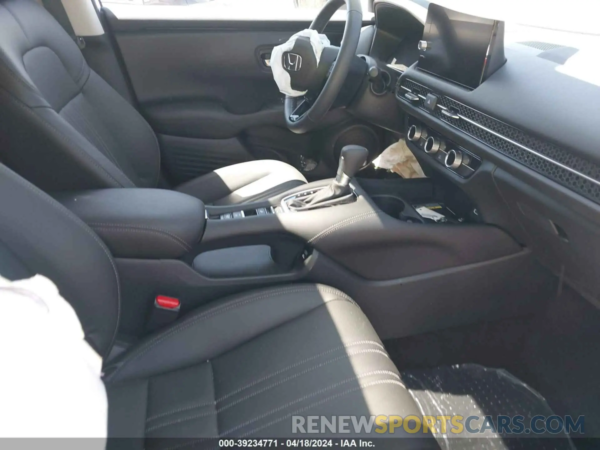 5 Photograph of a damaged car 3CZRZ1H79RM738713 HONDA HR-V 2024