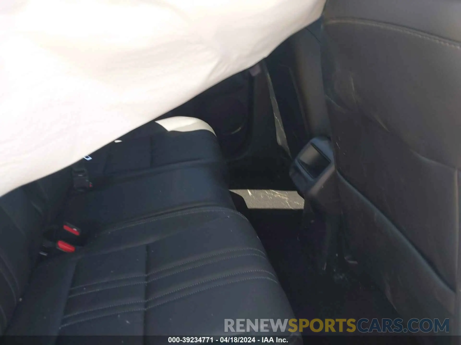 8 Photograph of a damaged car 3CZRZ1H79RM738713 HONDA HR-V 2024