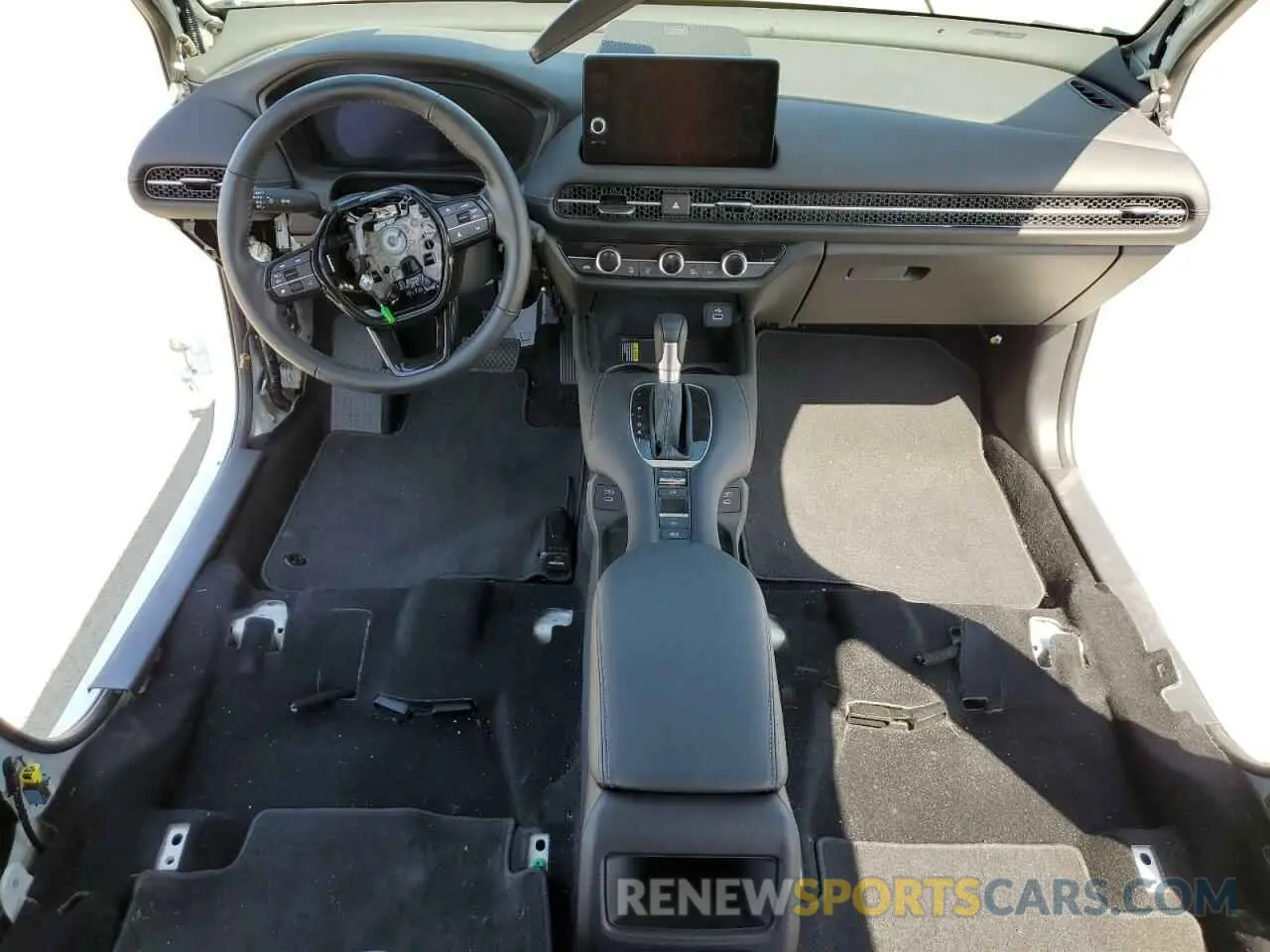 8 Photograph of a damaged car 3CZRZ1H7XRM728613 HONDA HR-V 2024