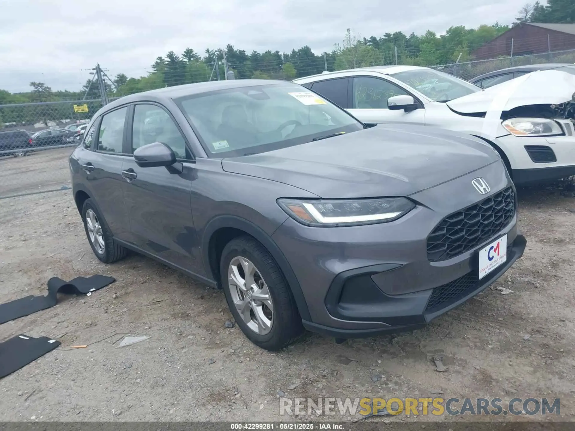 1 Photograph of a damaged car 3CZRZ2H30RM701729 HONDA HR-V 2024