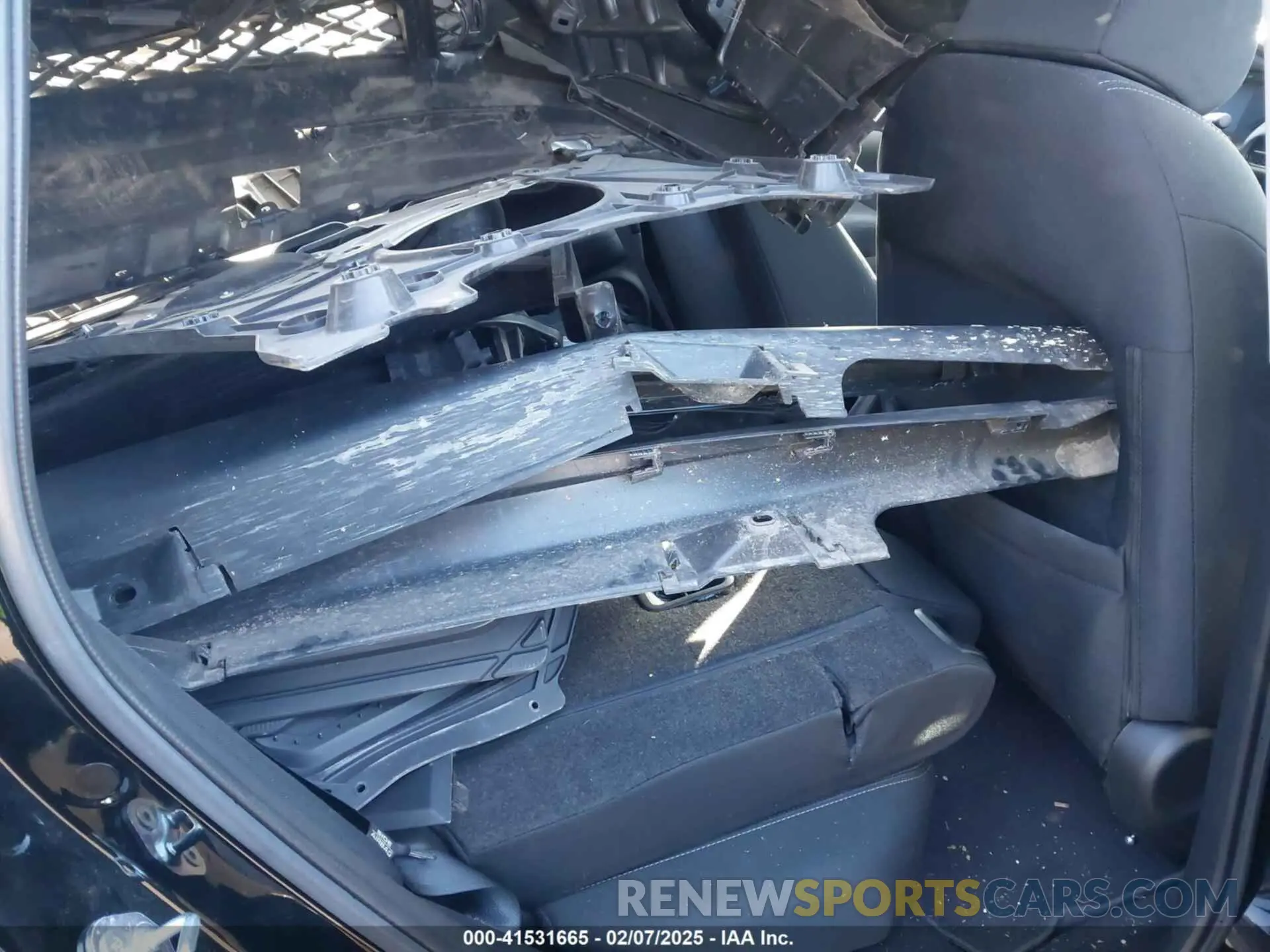 8 Photograph of a damaged car 3CZRZ2H30RM712679 HONDA HR-V 2024