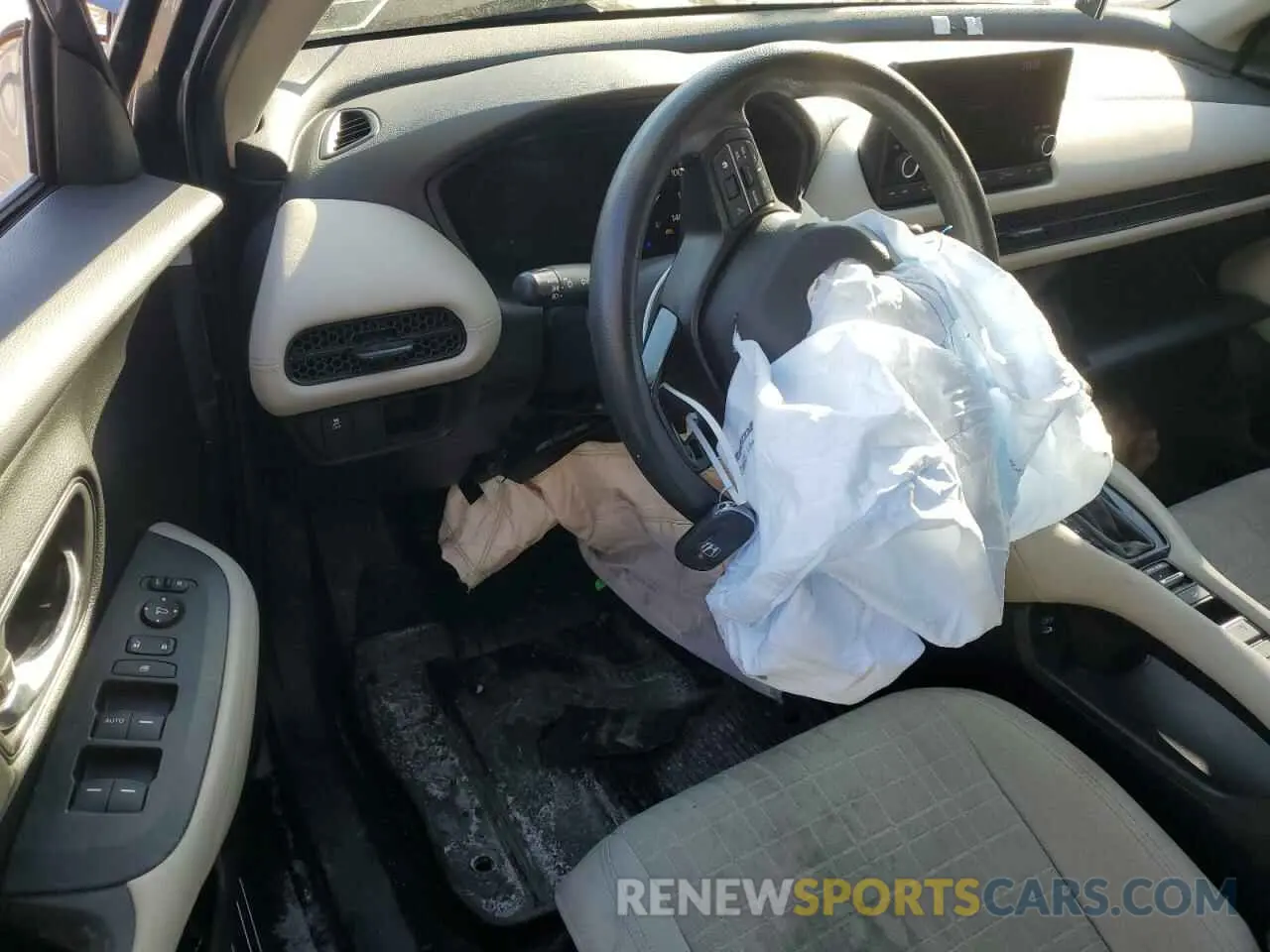 8 Photograph of a damaged car 3CZRZ2H30RM736416 HONDA HR-V 2024