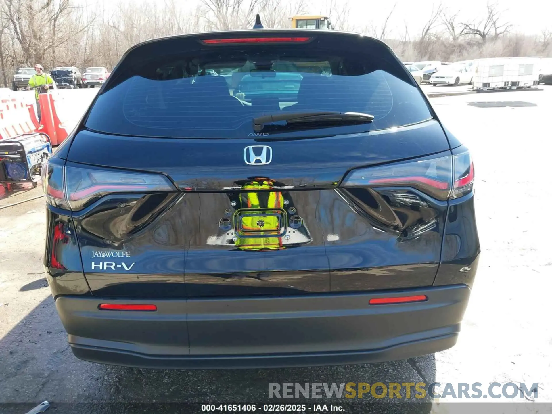 15 Photograph of a damaged car 3CZRZ2H32RM755985 HONDA HR-V 2024
