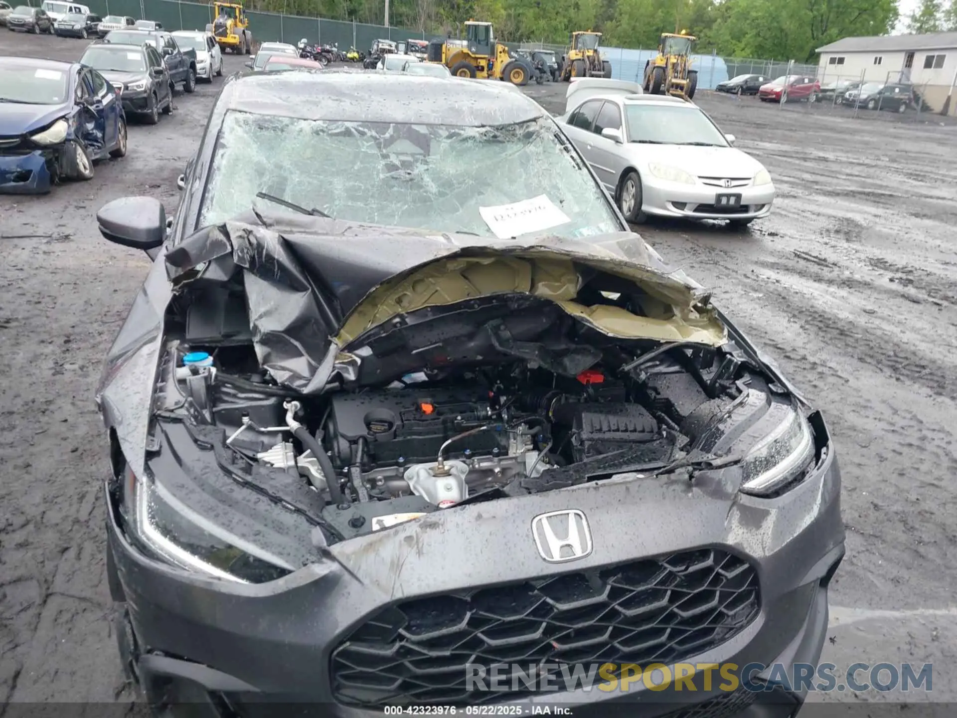 6 Photograph of a damaged car 3CZRZ2H32RM776156 HONDA HR-V 2024