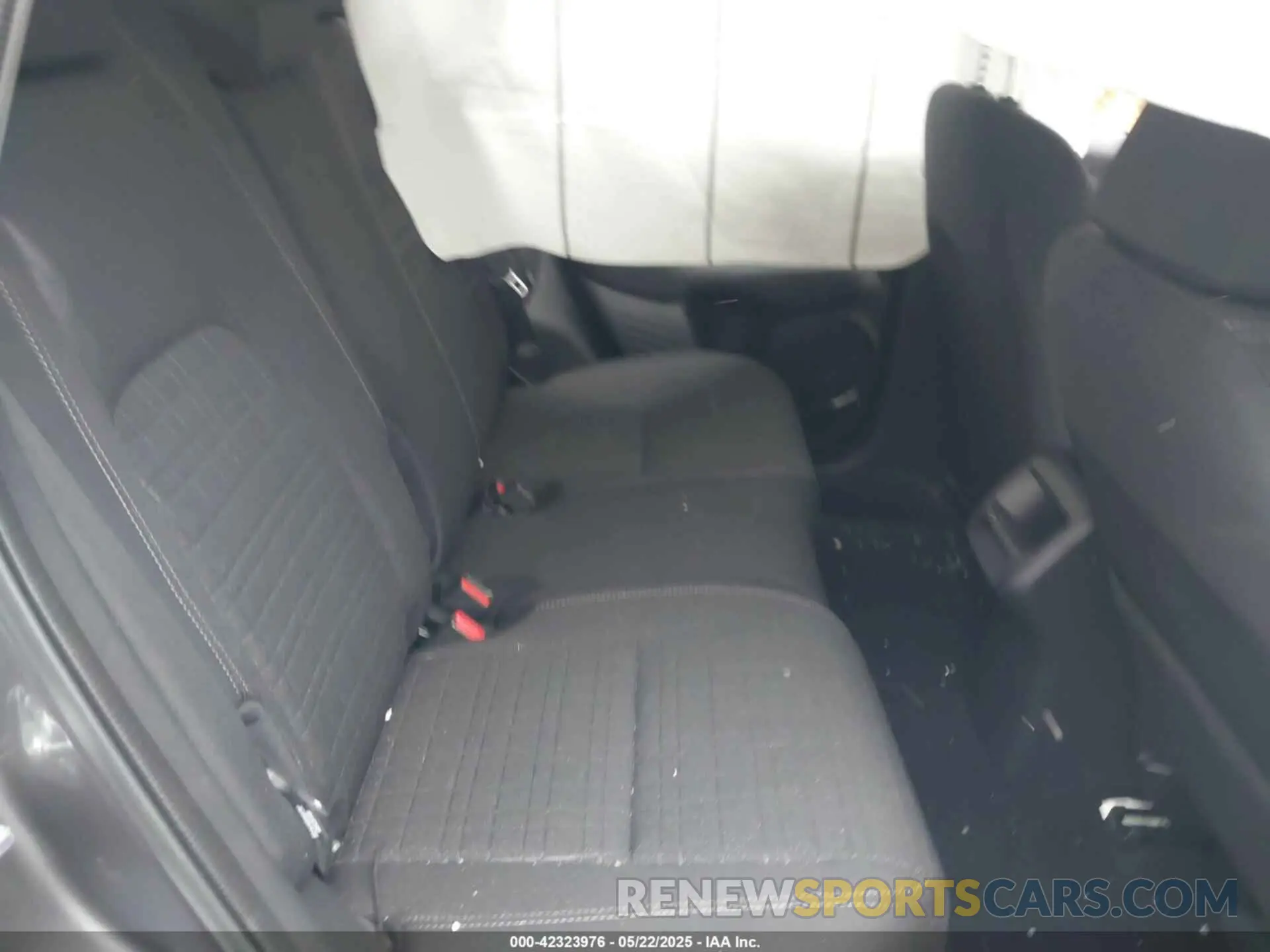 8 Photograph of a damaged car 3CZRZ2H32RM776156 HONDA HR-V 2024