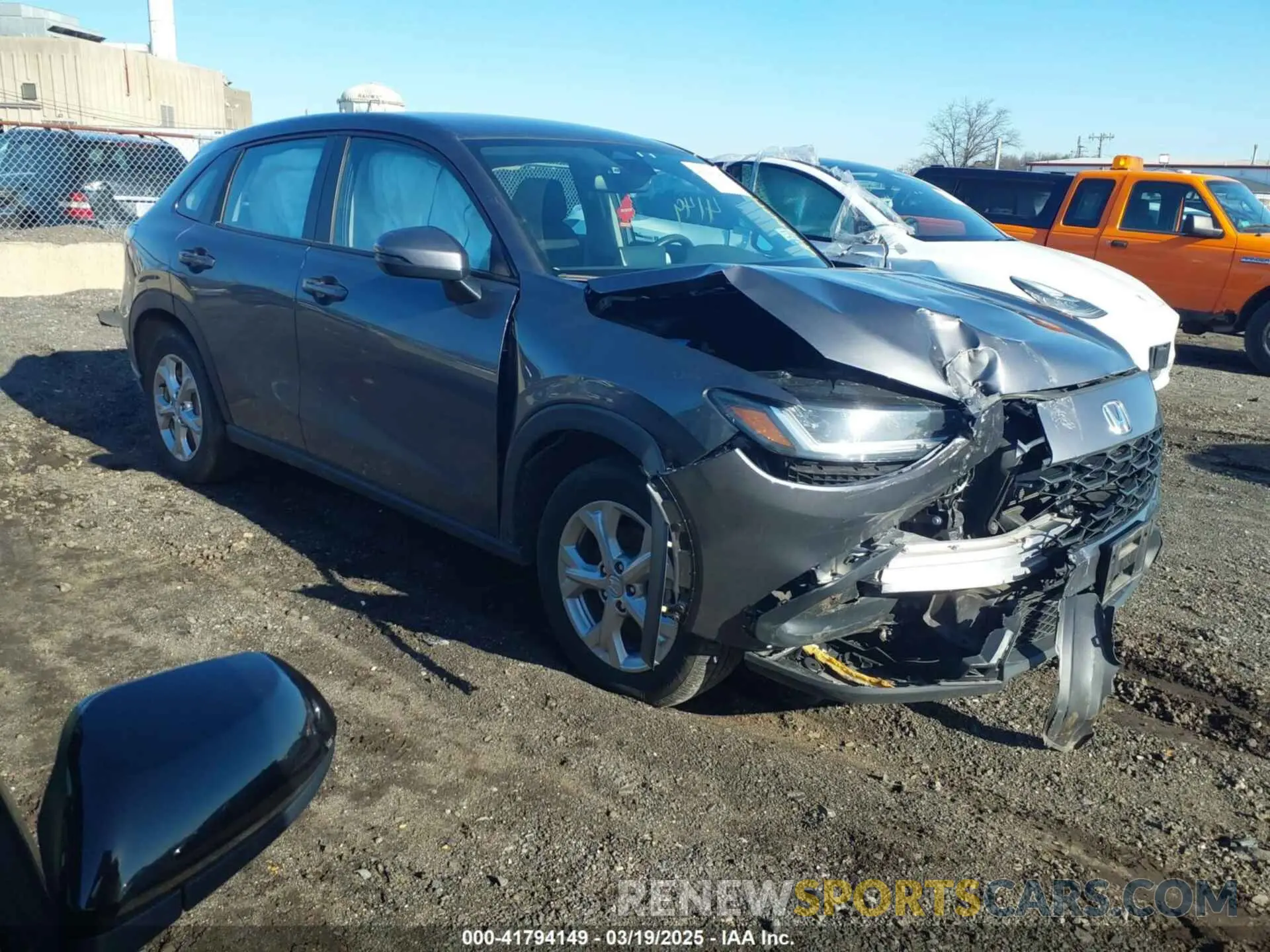 1 Photograph of a damaged car 3CZRZ2H32RM776206 HONDA HR-V 2024
