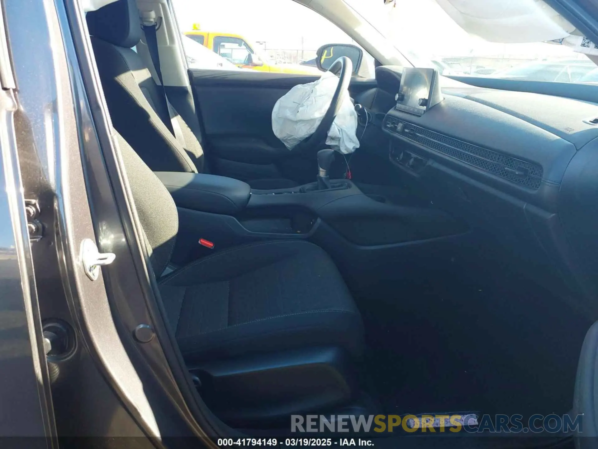 5 Photograph of a damaged car 3CZRZ2H32RM776206 HONDA HR-V 2024