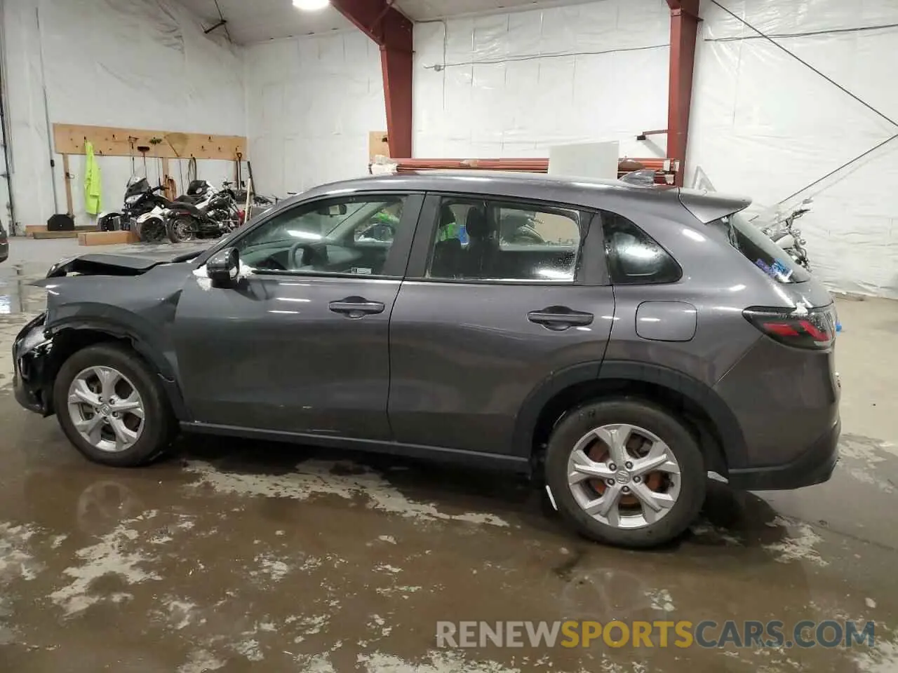2 Photograph of a damaged car 3CZRZ2H33RM720792 HONDA HR-V 2024
