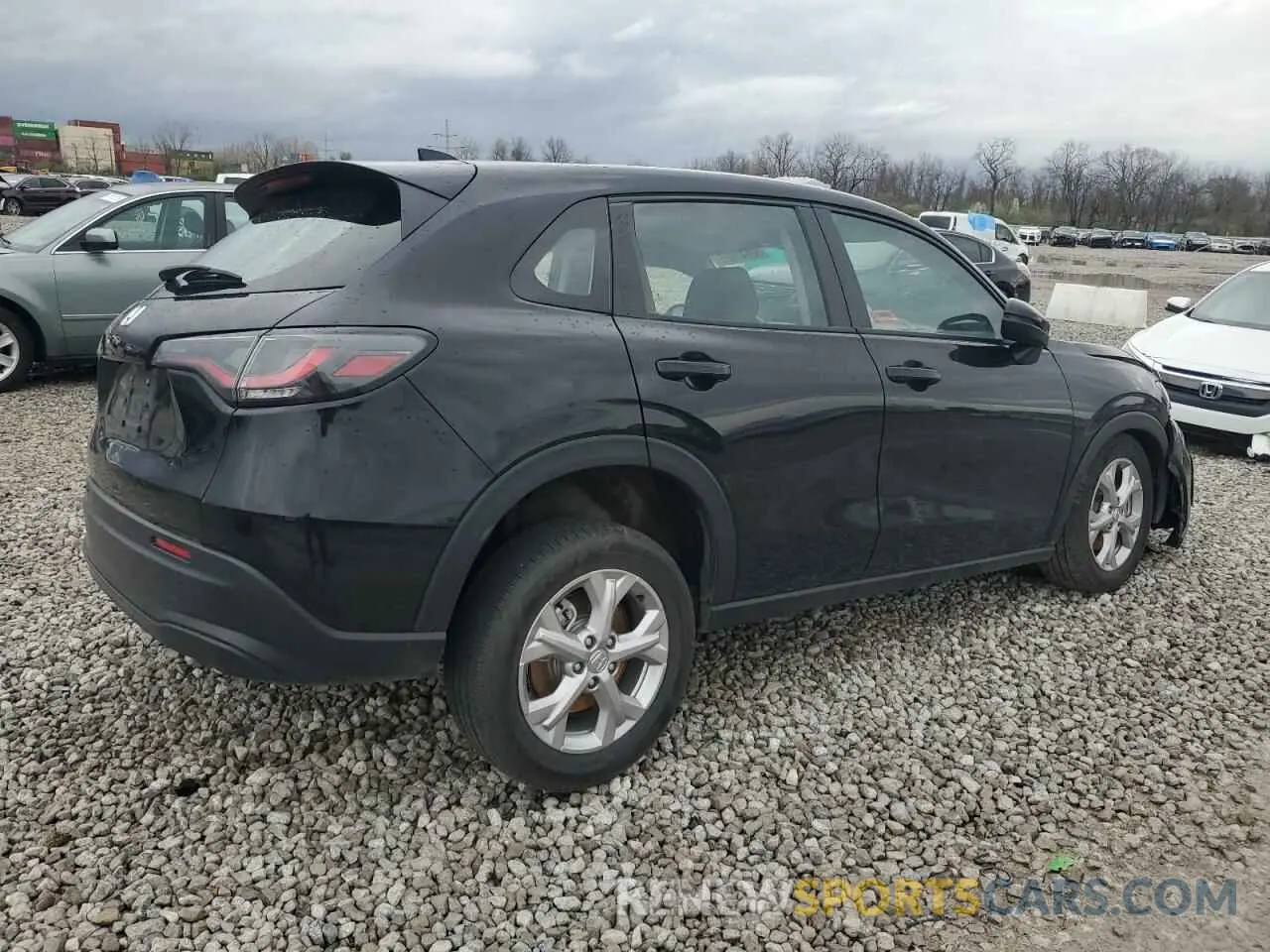 3 Photograph of a damaged car 3CZRZ2H33RM757163 HONDA HR-V 2024