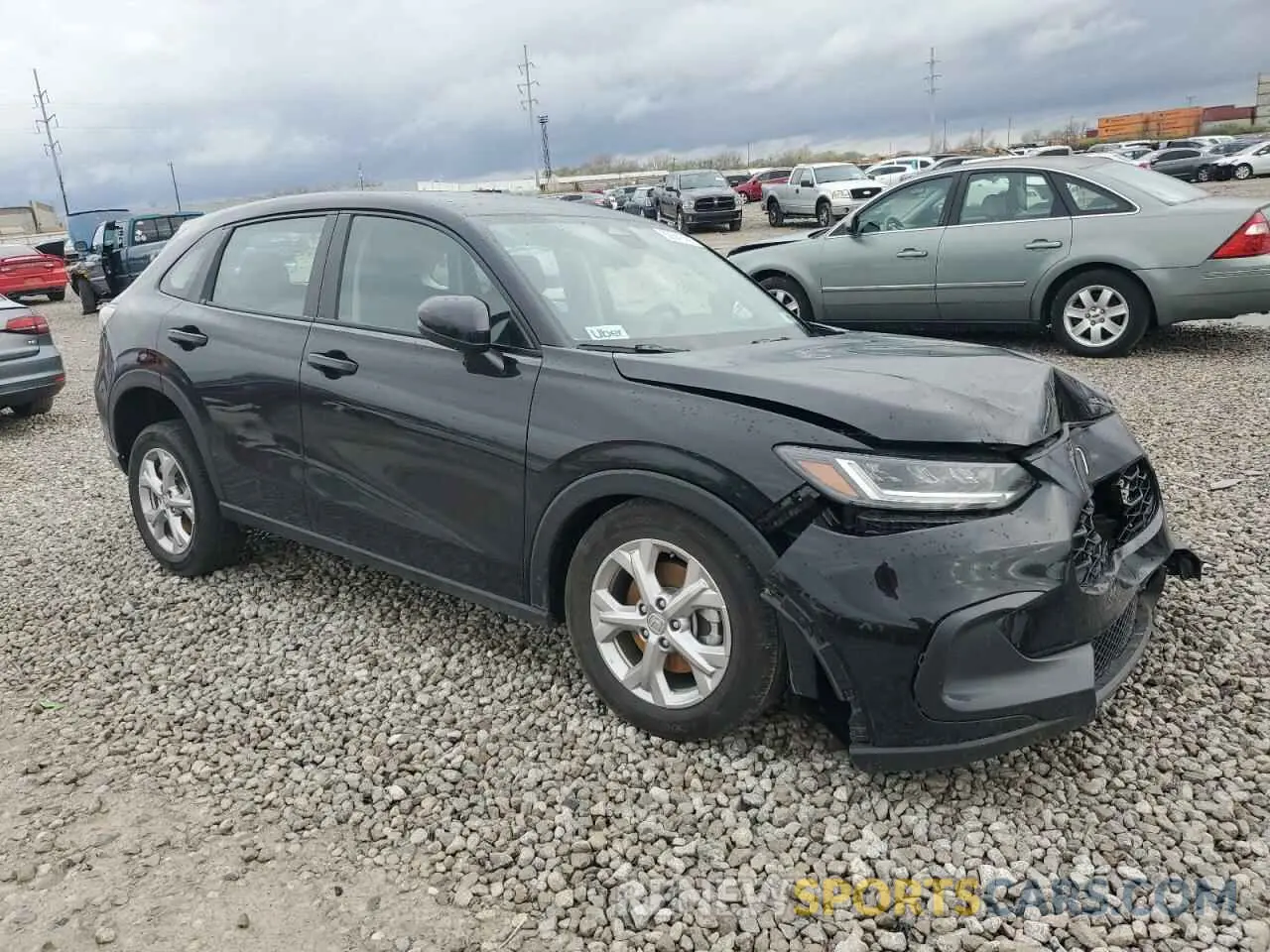 4 Photograph of a damaged car 3CZRZ2H33RM757163 HONDA HR-V 2024