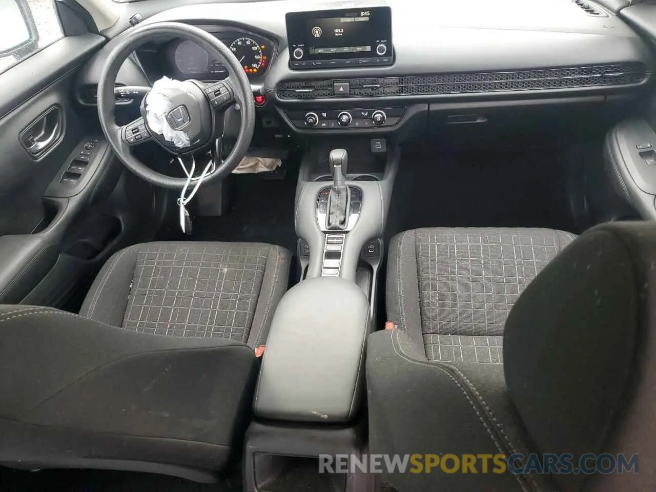 8 Photograph of a damaged car 3CZRZ2H33RM757163 HONDA HR-V 2024