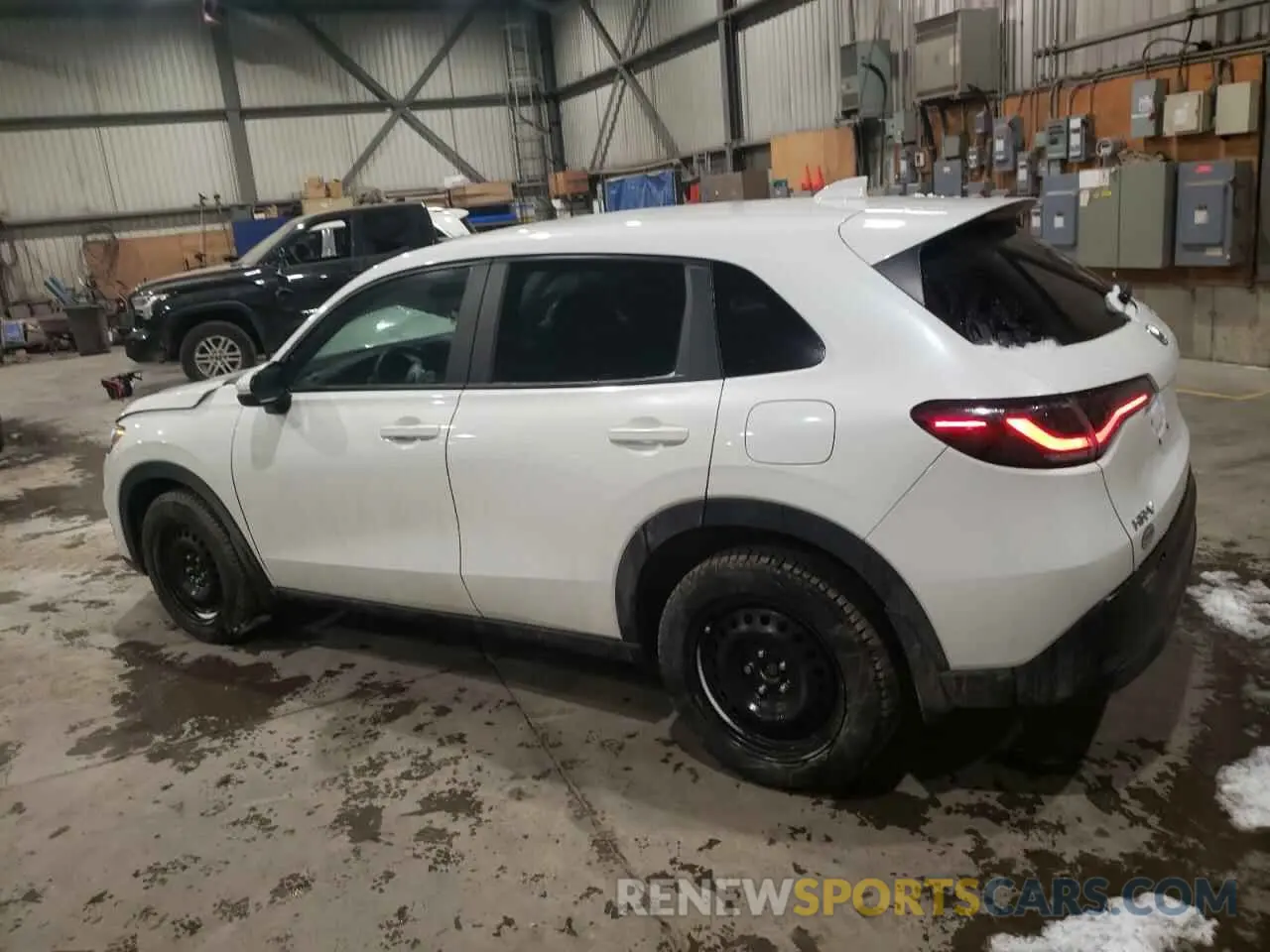 2 Photograph of a damaged car 3CZRZ2H34RM107354 HONDA HR-V 2024