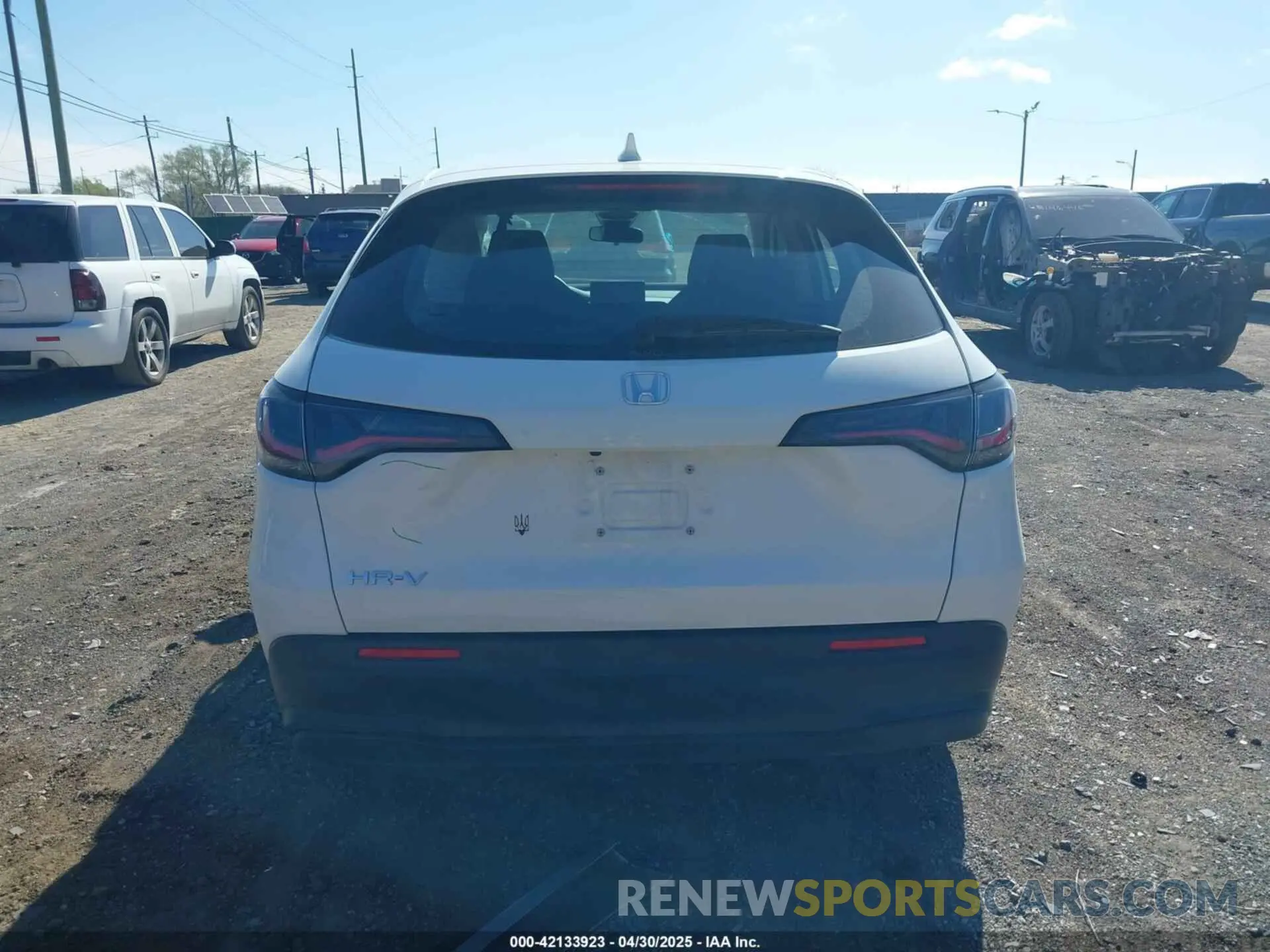 16 Photograph of a damaged car 3CZRZ2H34RM712345 HONDA HR-V 2024